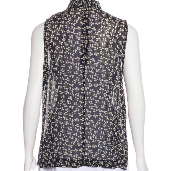 ❤️Ganni Mock Neck Blouse Navy Floral Size 8 - Picture 3 of 4